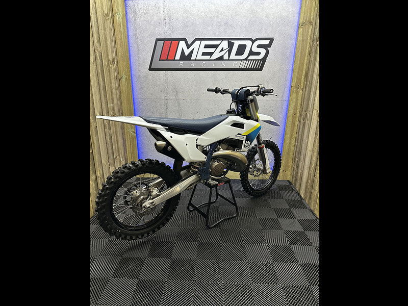 HUSQVARNA TC 300 0dr 2026