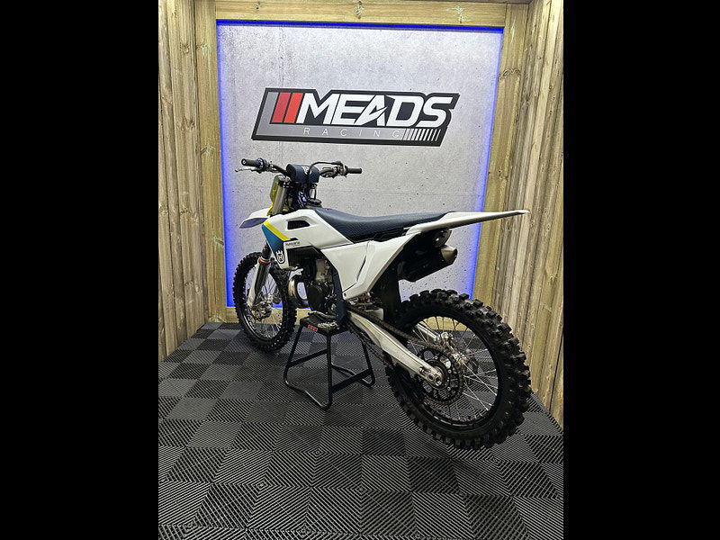 HUSQVARNA TC 300 0dr 2026