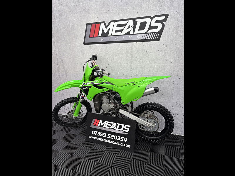 Kawasaki KX85 B/W 2024  0dr  2025
