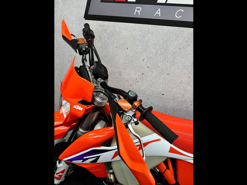 Ktm 150 exc 23 150 EXC Motorcycle Petrol Euro 5  0dr  2025