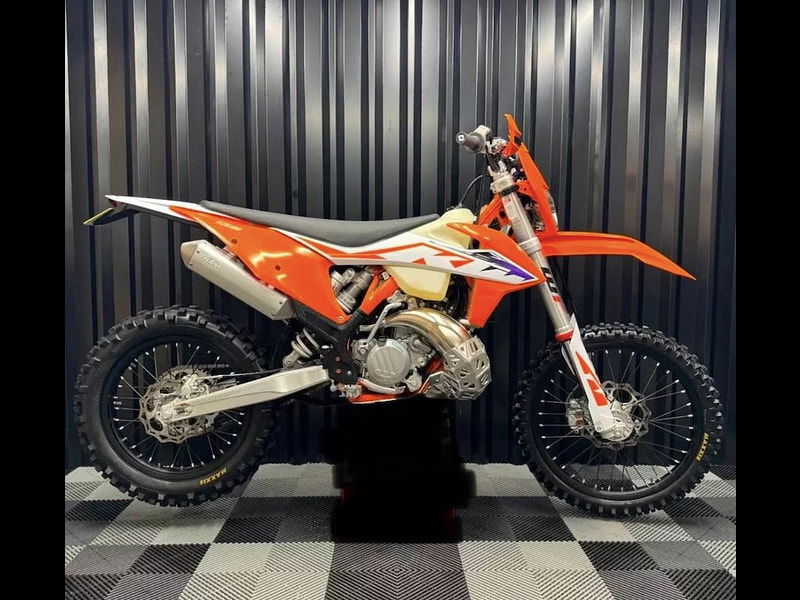 Ktm 150 exc 23 150 EXC Motorcycle Petrol Euro 5  0dr  2025