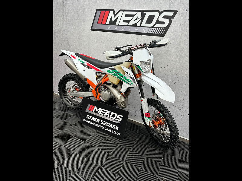 KTM 250 exc six days tpi 21 0.2L 250 EXC Six Days Motorcycle Petrol Euro 5 0dr  2025