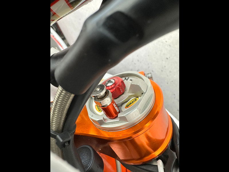 KTM 250 exc six days tpi 21 0.2L 250 EXC Six Days Motorcycle Petrol Euro 5 0dr  2025