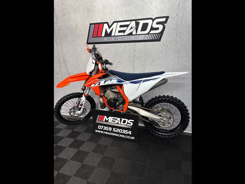 KTM 250 SX 2022 LOW HOUR BIKE 0dr  2025