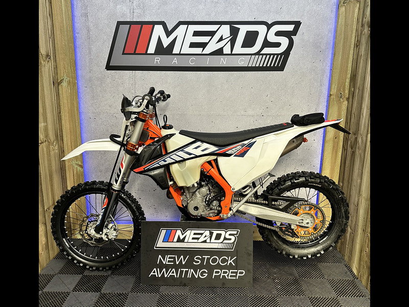 KTM 350 EXC-F 350 SIX DAYS Enduro Petrol Manual Euro 4 (16 ps) 0dr Manual 2026