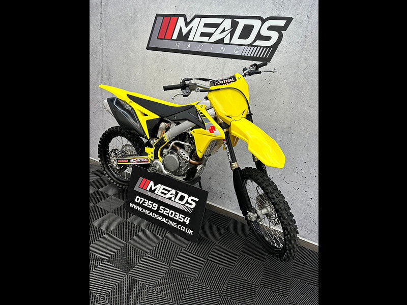 Suzuki RM-Z250 2017 LIKE NEW !!! 0dr 2025