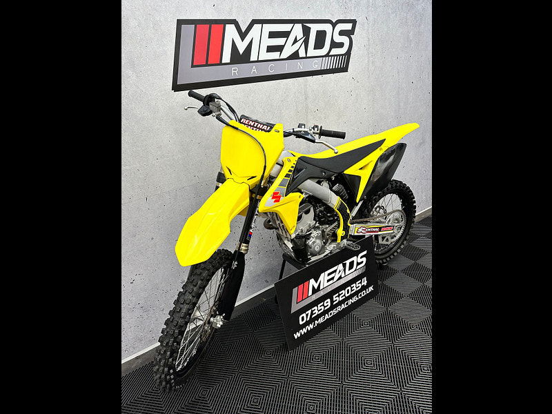 Suzuki RM-Z250 2017 LIKE NEW !!! 0dr 2025