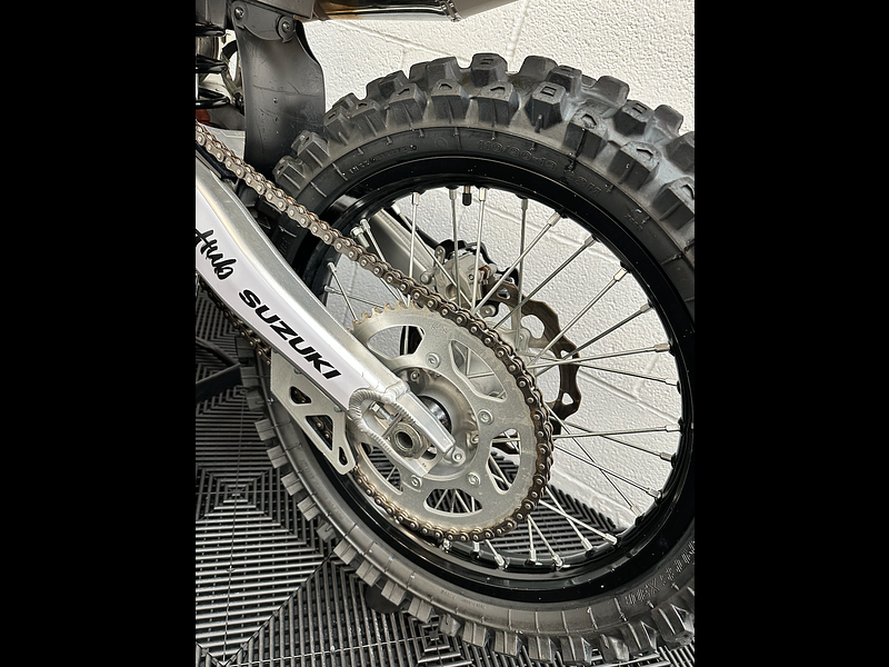 Suzuki RM-Z450 2022 0dr  2025