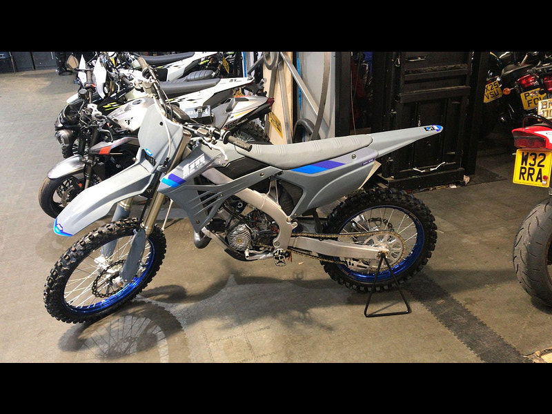 TM 125 2025 6 hours  0dr  2025