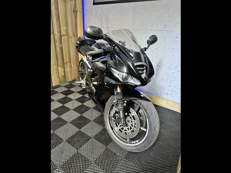 Triumph Daytona 675 675 Super Sports Petrol Manual 0dr Manual 2026
