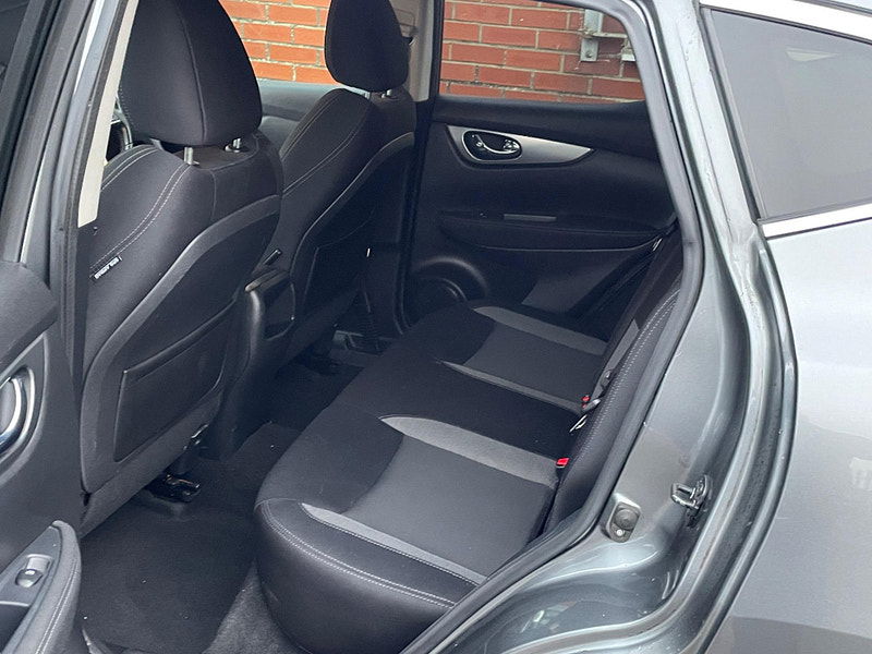 Nissan Qashqai 1.6 dCi N-Connecta XTRON Euro 6 (s/s) 5dr 5dr Automatic 2025