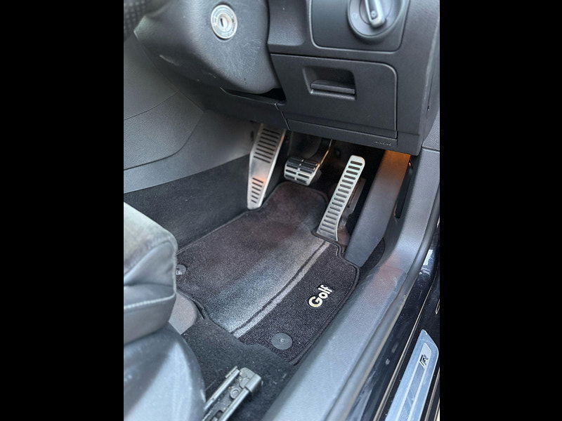 Volkswagen Golf 2.0 TSI R (Leather) 4Motion Euro 5 5dr 5dr Automatic 2025