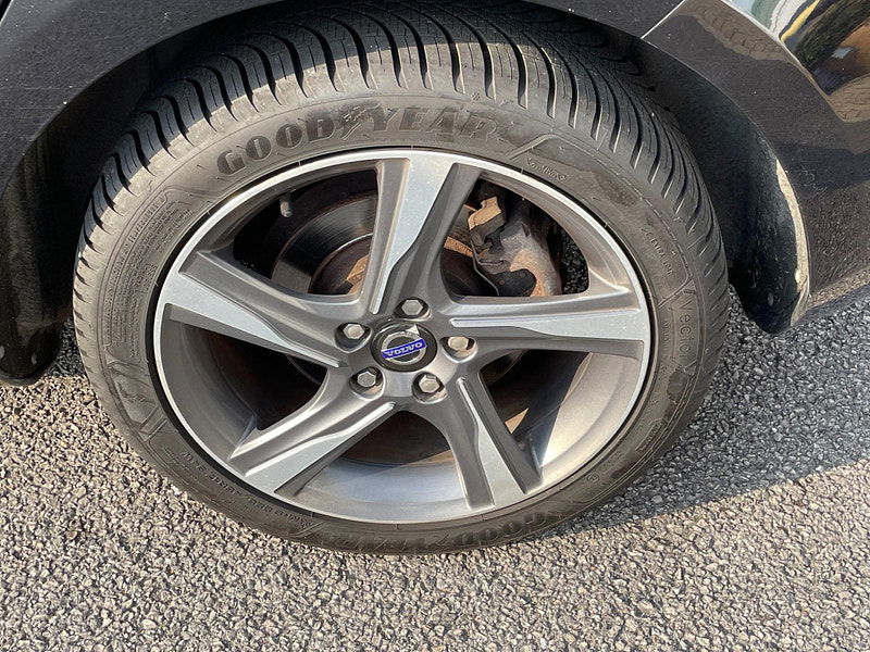 Volvo V40 2.0 D4 R-Design Lux Nav Euro 5 (s/s) 5dr 5dr Manual 2025