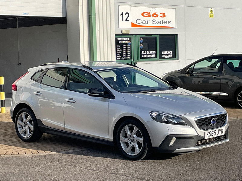 Volvo V40 Cross Country 2.0 D2 Lux Nav Auto Euro 6 (s/s) 5dr 5dr Automatic 2024