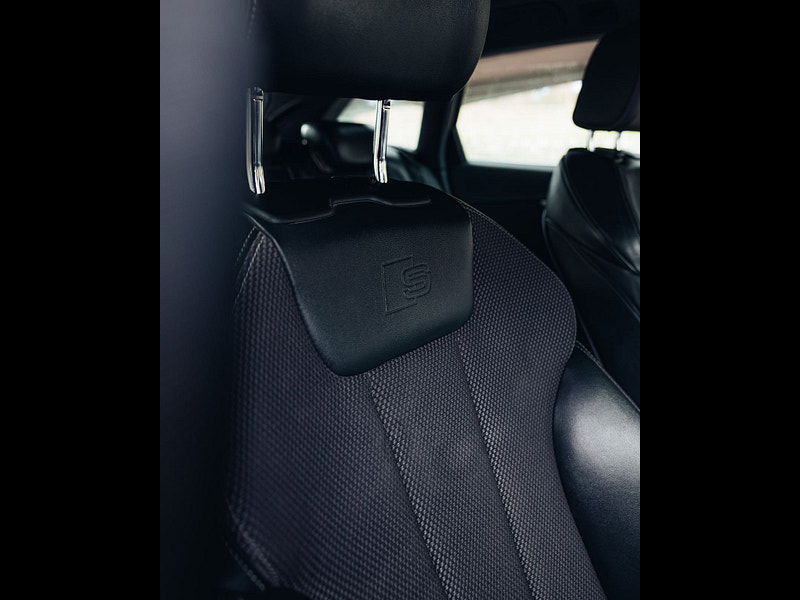 Audi A4 Avant 2.0 TDI ultra S line Estate 5dr Diesel S Tronic Euro 6 (s/s) (190 ps) 5dr Automatic 2026