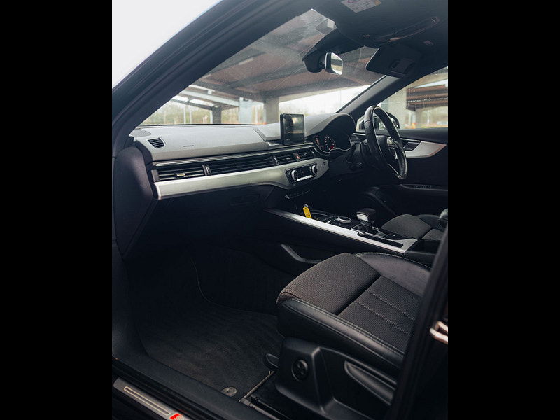 Audi A4 Avant 2.0 TDI ultra S line Estate 5dr Diesel S Tronic Euro 6 (s/s) (190 ps) 5dr Automatic 2026