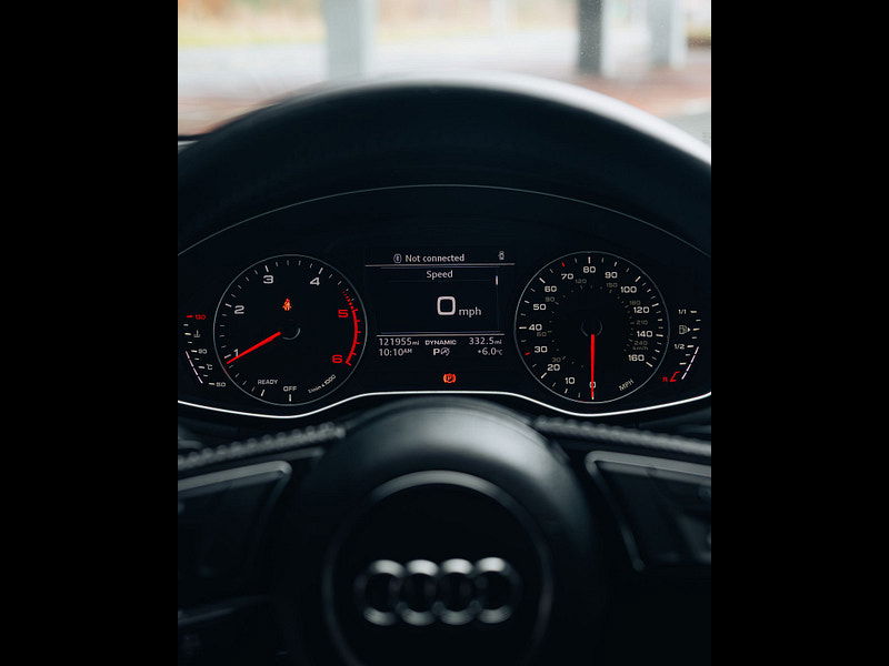 Audi A4 Avant 2.0 TDI ultra S line Estate 5dr Diesel S Tronic Euro 6 (s/s) (190 ps) 5dr Automatic 2026