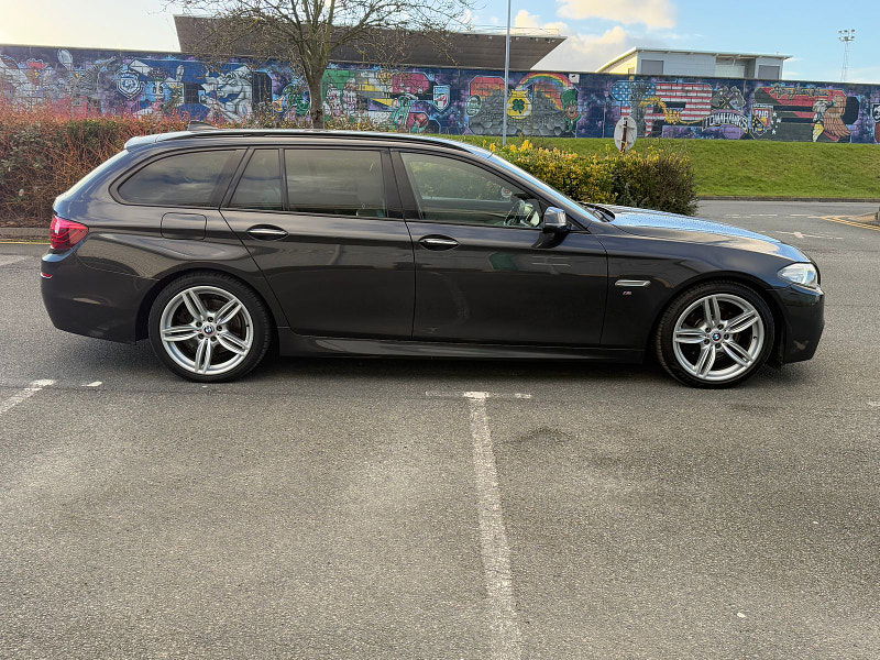 BMW 5 Series 2.0L 520D M SPORT TOURING Estate 5dr Diesel Automatic Euro 5 (181 bhp) 5dr Automatic 2025