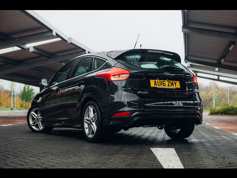 Ford Focus 1.5L Zetec S TDCI Hatchback 5dr Diesel Manual Euro 6 (118 bhp) 5dr Manual 2025