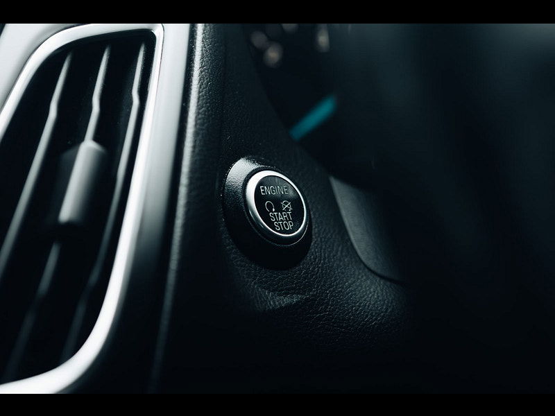 Ford Focus 1.5L Zetec S TDCI Hatchback 5dr Diesel Manual Euro 6 (118 bhp) 5dr Manual 2025