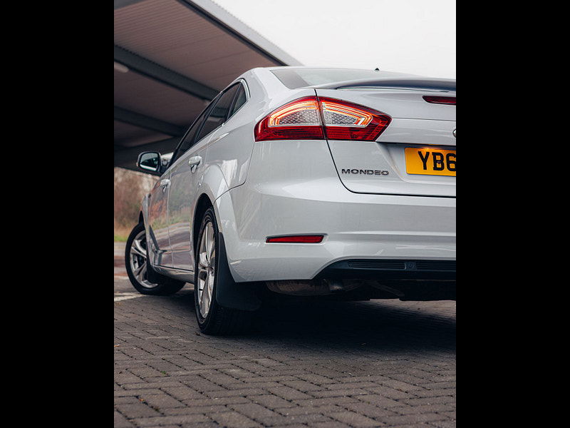 Ford Mondeo 1.6 TDCi ECOnetic Titanium Hatchback 5dr Diesel Manual Euro 5 (s/s) (115 ps) 5dr Manual 2026