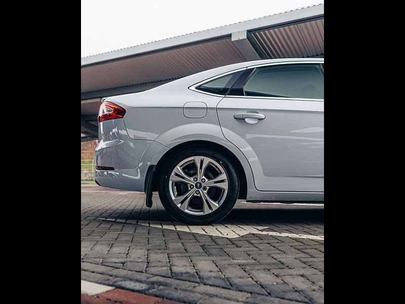 Ford Mondeo 1.6 TDCi ECOnetic Titanium Hatchback 5dr Diesel Manual Euro 5 (s/s) (115 ps) 5dr Manual 2026