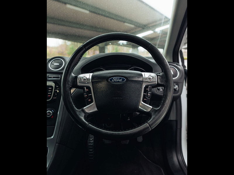 Ford Mondeo 1.6 TDCi ECOnetic Titanium Hatchback 5dr Diesel Manual Euro 5 (s/s) (115 ps) 5dr Manual 2026