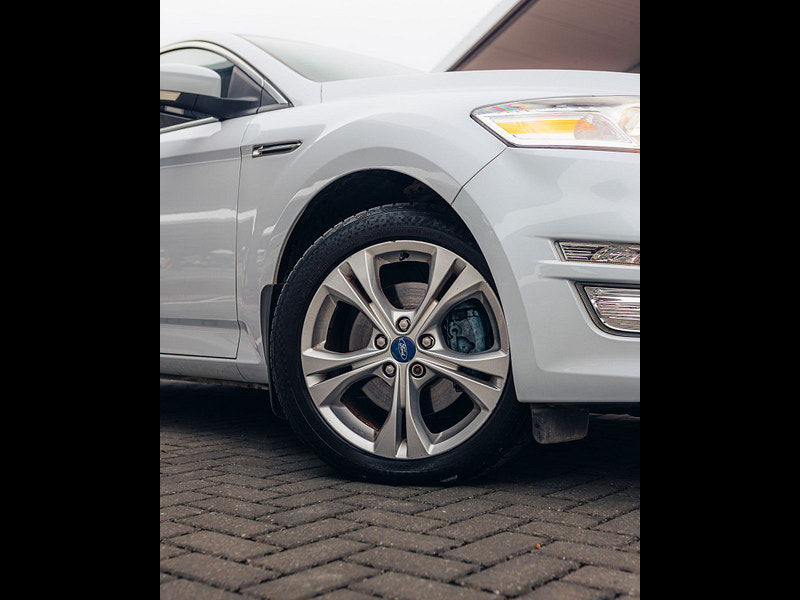 Ford Mondeo 1.6 TDCi ECOnetic Titanium Hatchback 5dr Diesel Manual Euro 5 (s/s) (115 ps) 5dr Manual 2026