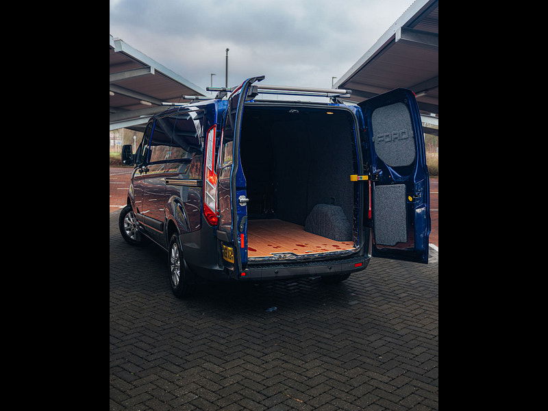 Ford Transit Custom Van  0dr  2026