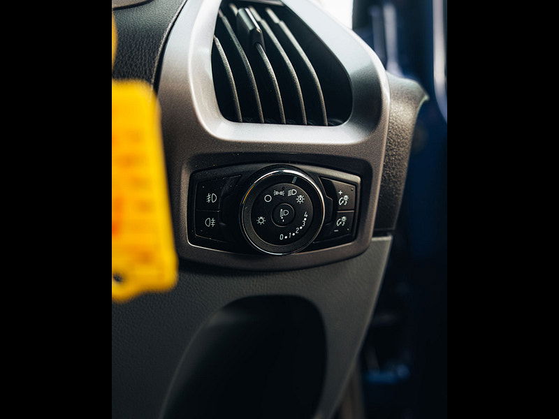 Ford Transit Custom Van  0dr  2026