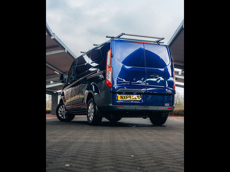 Ford Transit Custom Van  0dr  2026