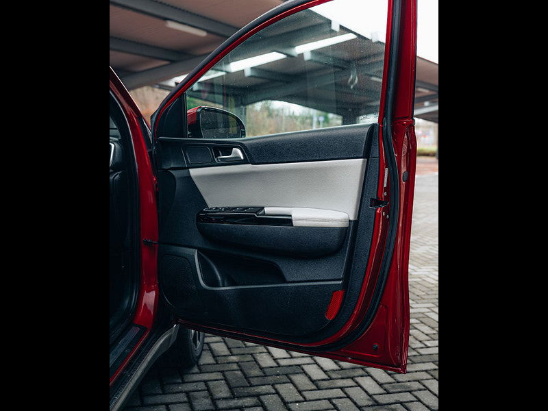 Kia Sportage 2.0 CRDi GT-Line SUV 5dr Diesel Manual AWD Euro 6 (134 bhp) 5dr Manual 2026