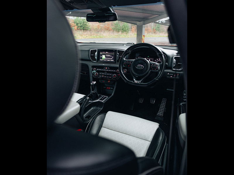 Kia Sportage 2.0 CRDi GT-Line SUV 5dr Diesel Manual AWD Euro 6 (134 bhp) 5dr Manual 2026