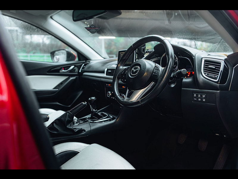 Mazda Mazda3 2.2L Sport Nav D Saloon 4dr Diesel Manual Euro 5 (148 bhp) 4dr Manual 2025