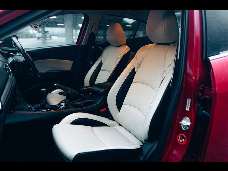 Mazda Mazda3 2.2L Sport Nav D Saloon 4dr Diesel Manual Euro 5 (148 bhp) 4dr Manual 2025