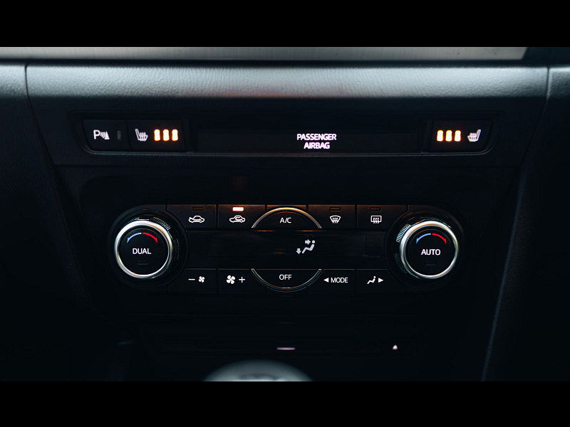 Mazda Mazda3 2.2L Sport Nav D Saloon 4dr Diesel Manual Euro 5 (148 bhp) 4dr Manual 2025