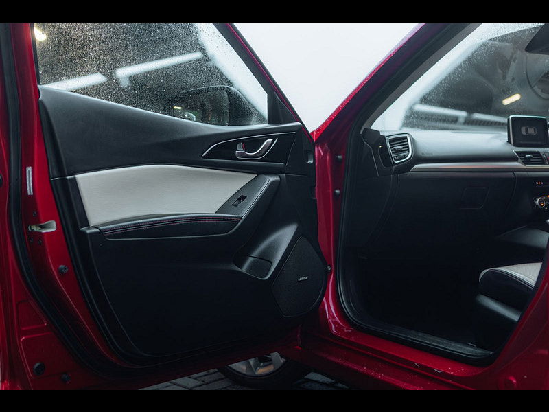 Mazda Mazda3 2.2L Sport Nav D Saloon 4dr Diesel Manual Euro 5 (148 bhp) 4dr Manual 2025