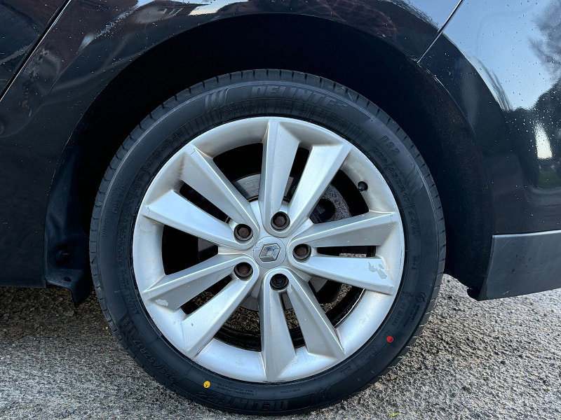 Renault Grand Scenic 1.5 dCi Dynamique TomTom MPV 5dr Diesel Manual Euro 5 (110 ps) 5dr Manual 2026