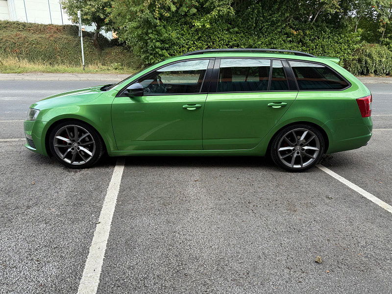 Skoda Octavia 2.0L vRS TDI Estate 5dr Diesel Manual Euro 6 (181 bhp) 5dr Manual 2025