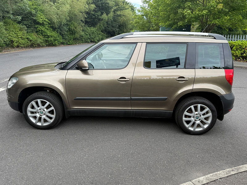 Skoda Yeti 2.0L Elegance TDI CR 140 SUV 5dr Diesel Manual Euro 5 (140 bhp) 5dr Manual 2025