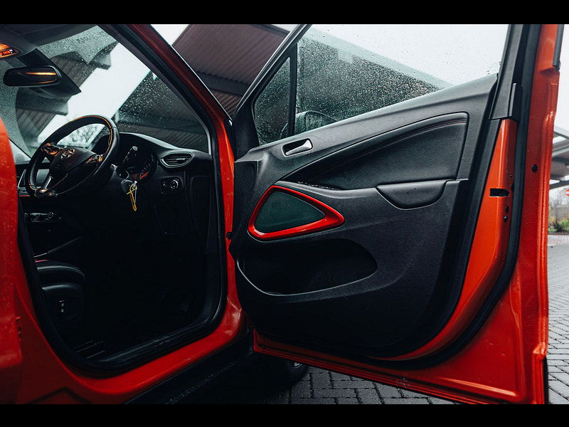 Vauxhall Crossland X 1.2L SRi Nav SUV 5dr Petrol Manual Euro 6 (82 bhp) 5dr Manual 2025