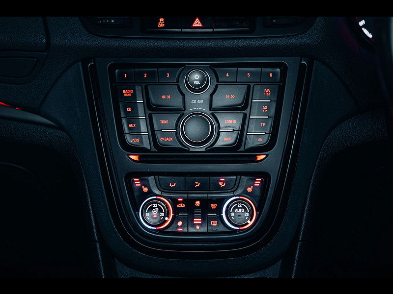 Vauxhall Mokka 1.4L SE T S/S SUV 5dr Petrol Manual Euro 6 (138 bhp) 5dr Manual 2025