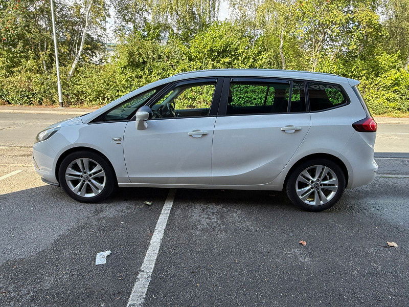 Vauxhall Zafira Tourer 2.0L SRi CDTi MPV 5dr Diesel Manual Euro 5 (128 bhp) 5dr Manual 2025