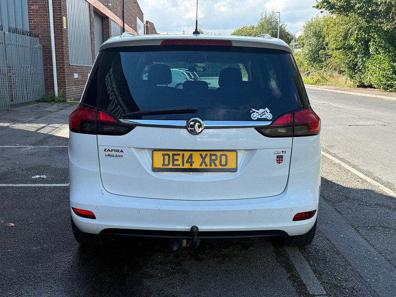 Vauxhall Zafira Tourer 2.0L SRi CDTi MPV 5dr Diesel Manual Euro 5 (128 bhp) 5dr Manual 2025