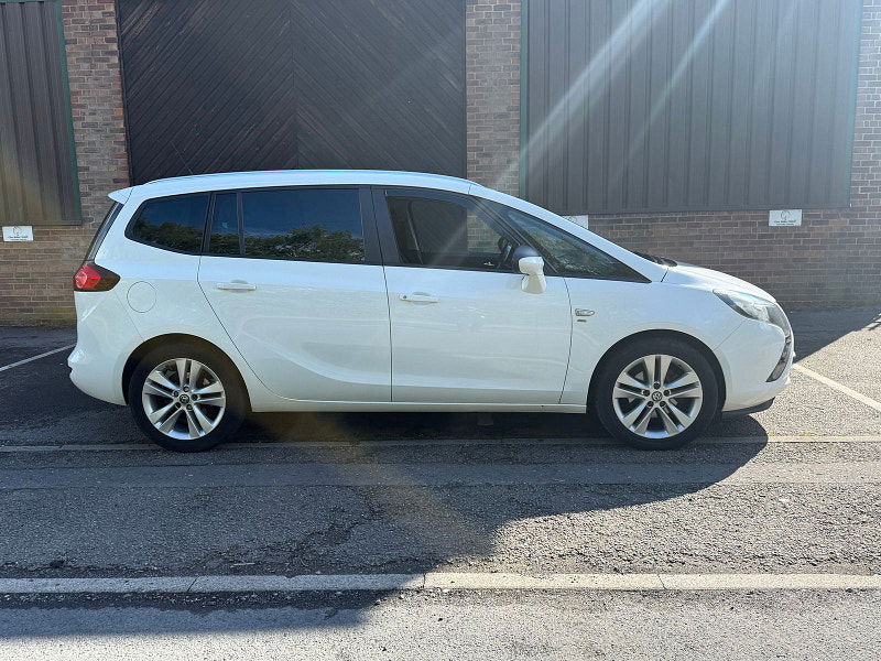 Vauxhall Zafira Tourer 2.0L SRi CDTi MPV 5dr Diesel Manual Euro 5 (128 bhp) 5dr Manual 2025