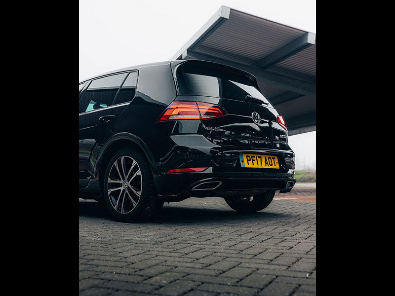 Volkswagen Golf 2.0 TDI BlueMotion Tech R-Line Hatchback 5dr Diesel Manual Euro 6 (s/s) (150 ps) 5dr Manual 2026