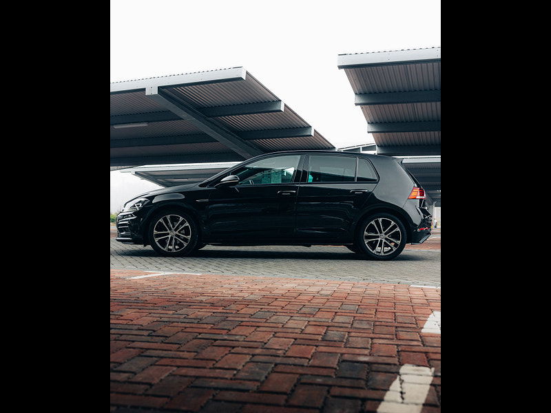 Volkswagen Golf 2.0 TDI BlueMotion Tech R-Line Hatchback 5dr Diesel Manual Euro 6 (s/s) (150 ps) 5dr Manual 2026