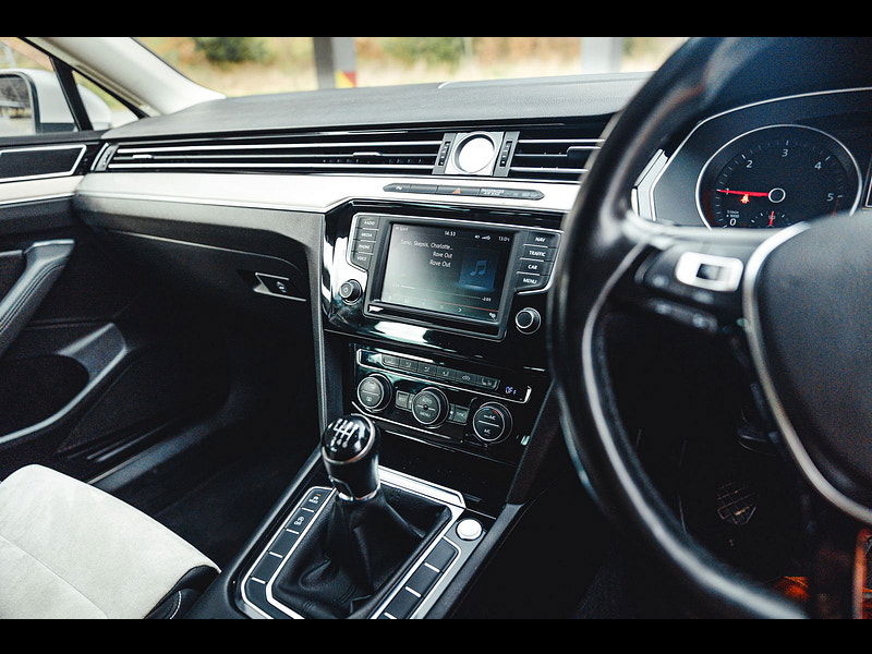 Volkswagen Passat 2.0 TDI BlueMotion Tech GT Estate 5dr Diesel Manual Euro 6 (s/s) (150 ps) 5dr Manual 2026