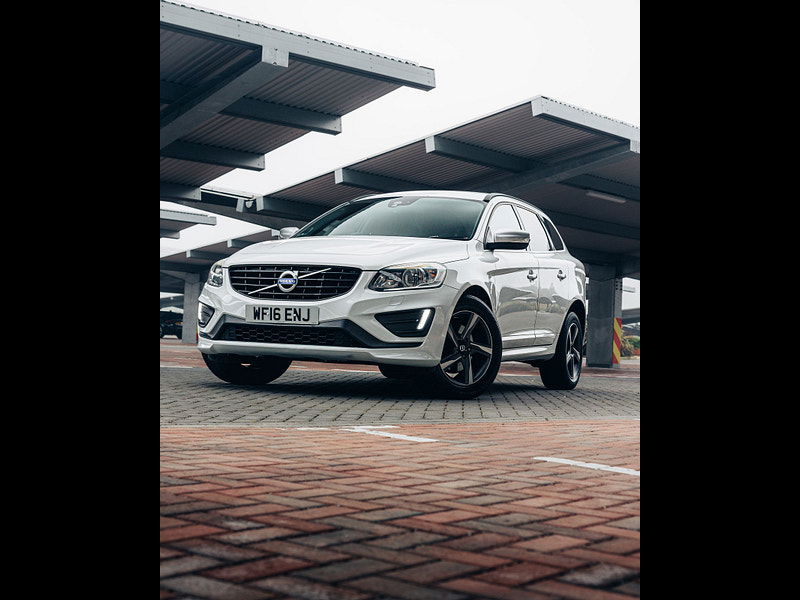 Volvo XC60 2.4 D5 R-Design Nav SUV 5dr Diesel Auto AWD Euro 6 (s/s) (220 ps) 5dr Automatic 2026