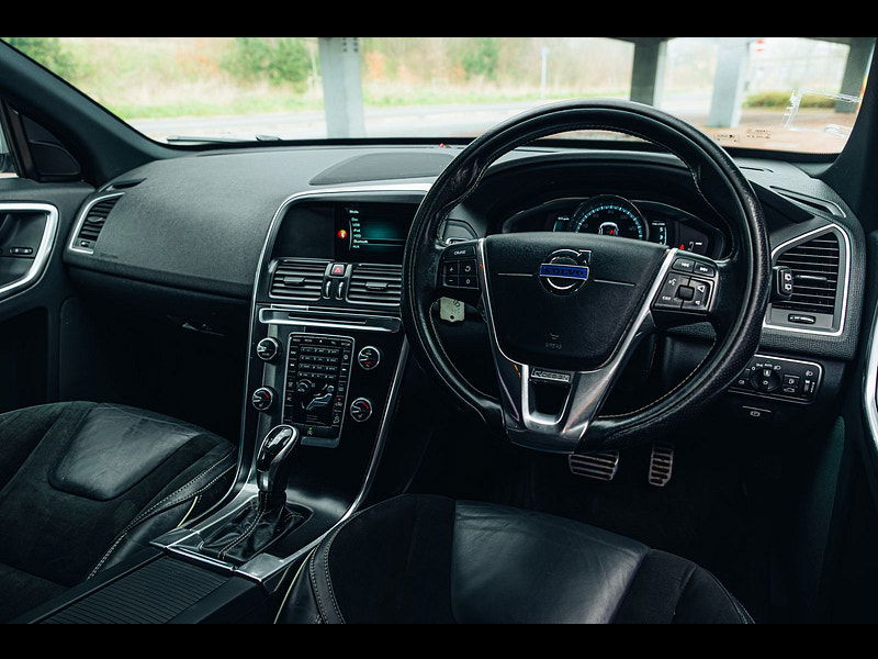 Volvo XC60 2.4 D5 R-Design Nav SUV 5dr Diesel Auto AWD Euro 6 (s/s) (220 ps) 5dr Automatic 2026